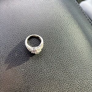 Dazzling white Gold  Ring with Crystal Detailing